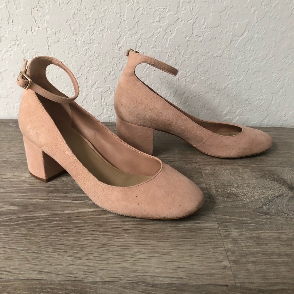 Soft rose suede shoes from Aldo size 7